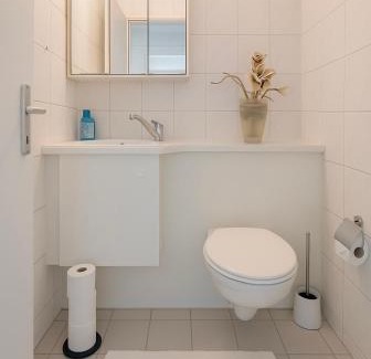 Muhlebach House | Cozy Room near Lake Zürich
