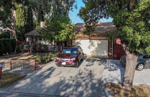 South San Jose House | Cozy room /private bathroom /entrance