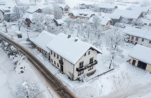 Gundersheim Apartment | Cozy room Sonnenhaus