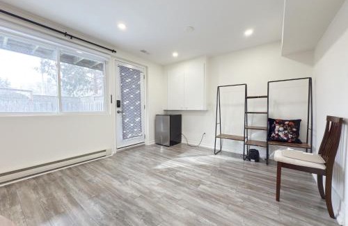 The Peanut House | Cozy room with private bath near Don Mills Subway
