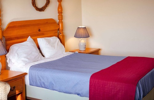 Williamsburg House | Cozy Rooms in Williamsburg, A service to remember, A hotel to relax
