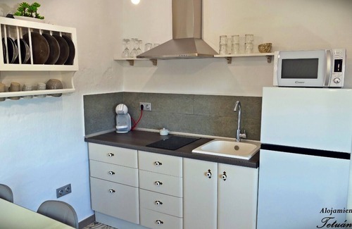 Archez Apartment | Cozy rural apartment for couples 1km from the nearest town