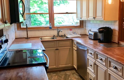 Big Creek Cabin | Cozy, Rustic A Frame on Big Creek Sleeping 8-10 Guests
