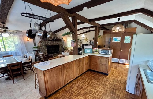 Bridgewater Cottage | Cozy rustic cottage w/private shared beach on Newfound Lake & easy ski access