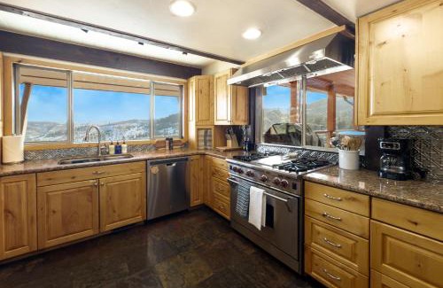 Summit Park House | Cozy Rustic Escape Near Park City Adventures