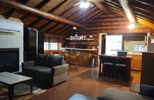 Seeley Lake House | Cozy, rustic Montana lake cabin on Placid.