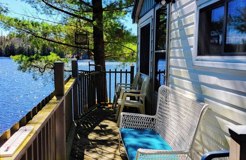 Magnetawan Cottage | Cozy rustic quiet Lakefront Cottage. Excellent fishing to catch the big one.