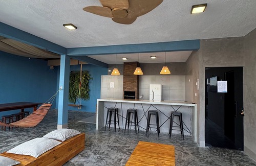 Maringa House | Cozy Rustic Retreat with pool, gourmet area, 2 bedrooms with 16 beds