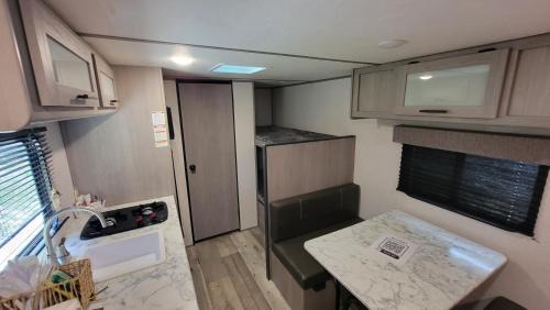 Orlando Other | Cozy RV Escape 7 Min to Universal