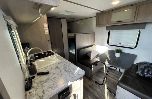 Winston - Salem House | Cozy RV in Pleasant Winston-Salem with AC, WiFi