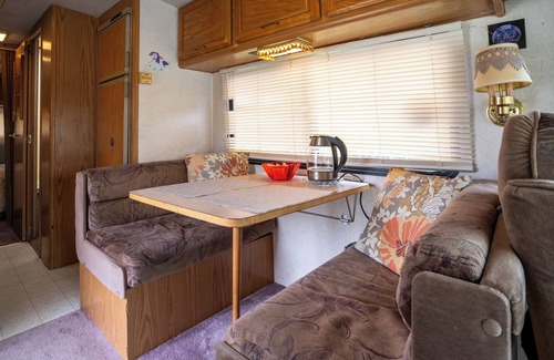 Rialto House | Cozy RV with AC, TV's and WiFi in Center of Inland Empire in Rialto, Ca