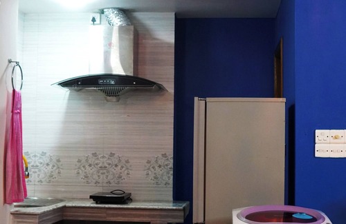 Kafrul House | Cozy RV with WiFi and fitness room in charming Dhaka