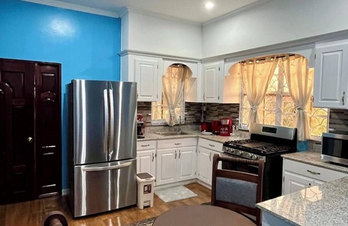 Georgetown Apartment | Cozy, serene retreat minutes away from the city center.