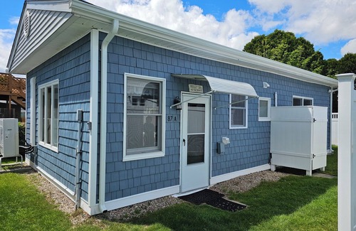 Point Judith House | Cozy Sand hill cove escape! Great for families and vacation goers!