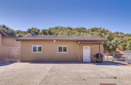 Santa Clarita House | Cozy Santa Clarita Cottage Near Parks and Trails!
