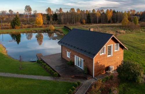Jarva County House | Cozy Sauna House at Sinso Talu