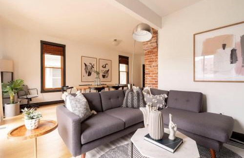 Uptown House | Cozy Scandinavian Loft - Espresso & Boutiques