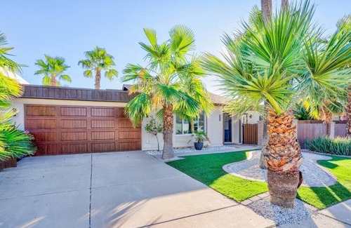 Scottsdale House | Cozy Scottsdale Home! 30+ Day Discount!