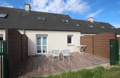 Siouville-Hague Cottage | Cozy Seaside Cottage: 3 Beds, WiFi, BBQ, 600m to Beach, Pet Friendly