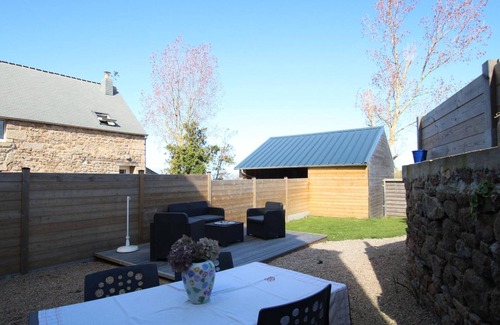 Fermanville Cottage | Cozy Seaside Cottage: Pet Friendly, WiFi, Terrace, Near Beach