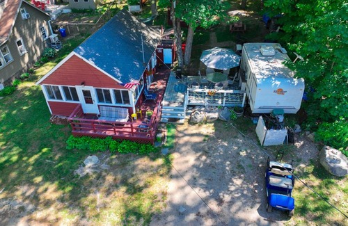 North Windham House | Cozy Sebago Basin Cabin