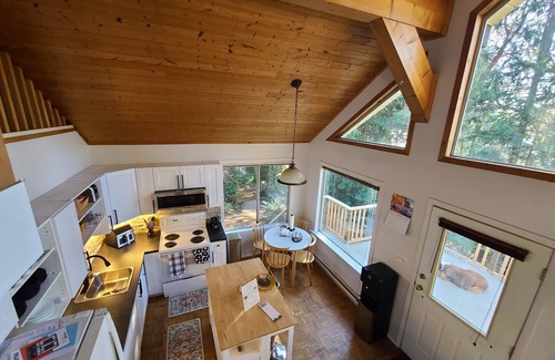 Sooke House | Cozy, secluded 3 bedroom with working space loft. Where the sea and forest meet