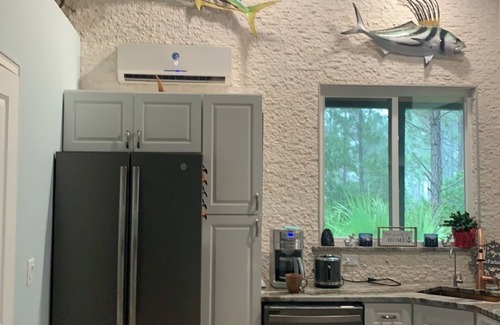 Perry House | Cozy secluded beach cottage in Keaton Beach