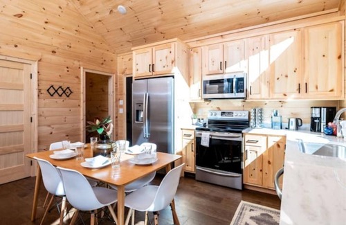 Sevierville Cabin | Cozy Secluded Cabin: 2 Decks/2 Fireplaces/Hot Tub