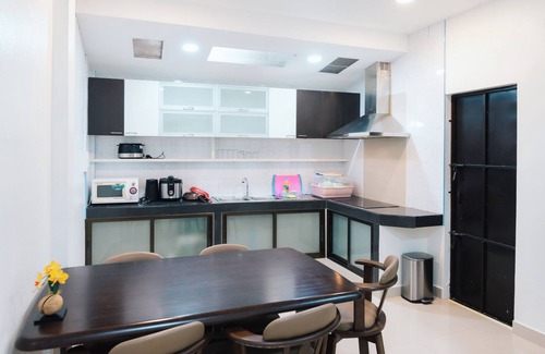 Hat Yai House | Cozy ,secure, close to town,night market & walking distance to central festival.