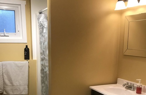 Comox Apartment | Cozy Self-Contained Suite in Comox