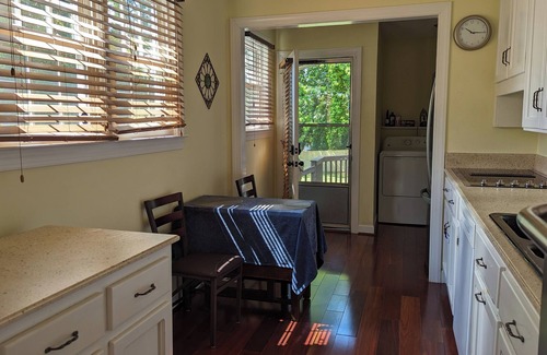 Southwest Raleigh House | Cozy set of suites near DTR, Farmers Market, Centennial Campus, NCSU