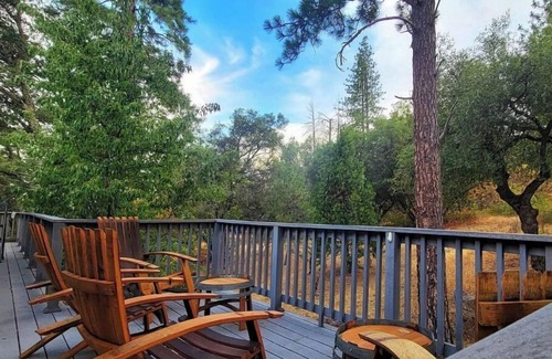 Wishon Cottage | Cozy Seven Pines Cottage - 3br 2bath - Yosemite & Bass Lake - forest home base