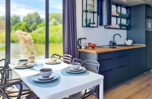 Mielno Boat Rental | Cozy ship in Mielno with kitchen
