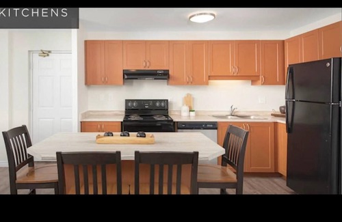 Rosemount Apartment | Cozy Short Term/Long Term Rental Kitchener