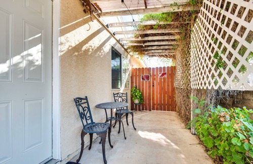 Simi Valley Apartment | Cozy Simi Valley Studio < 10 Mi to Hiking & Golf