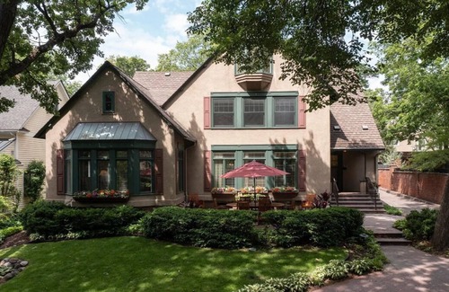 Cedar-Isles-Dean House | Cozy Single-family home