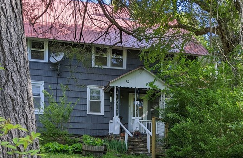 Fleischmanns Apartment | Cozy Ski Apartment 1 mile from Belleayre Mountain.