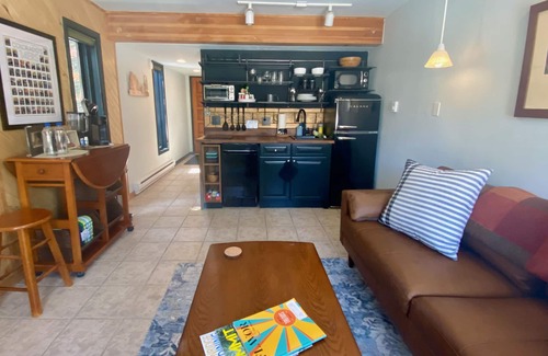 Four O'Clock Apartment | Cozy Ski-In/Walk-Out @ 4 O'Clock Lodge