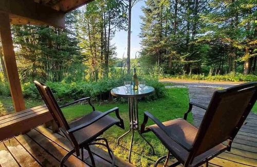 Mancelona Condo | Cozy ski retreat close to the action