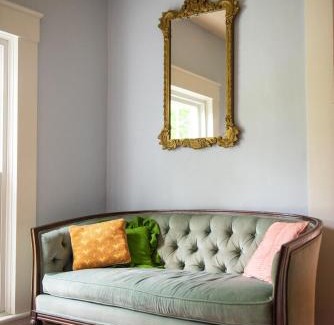 Tinmouth House | Cozy Skiing Vacation in Historic 1800’s Colonial
