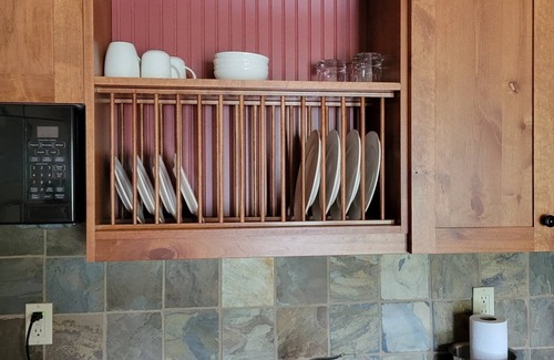 Kellogg Condo | Cozy Slope Studio