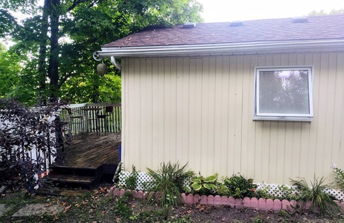McNab/Braeside Apartment | Cozy & Small Guest House Near Calabogie