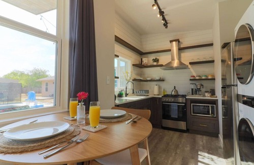 Manchaca House | Cozy South Austin Casita | Quiet & Relaxing Stay