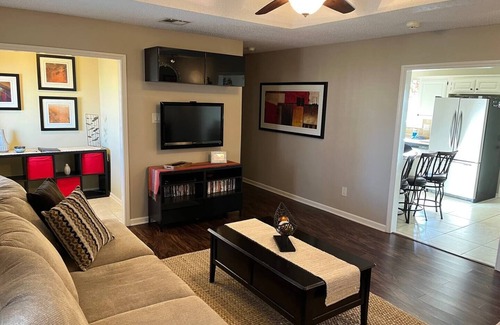 Prien House | Cozy South Home near Casinos