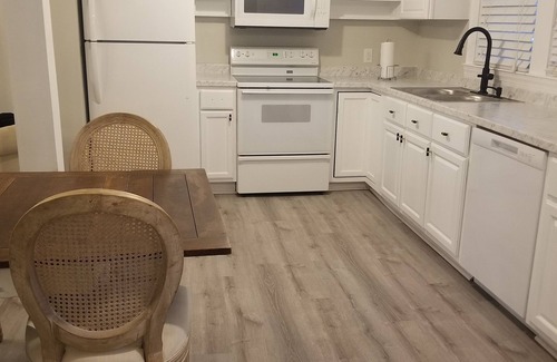 Erwin House | Cozy Southern Home that is close to amenities