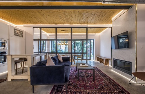 North End Apartment | Cozy, spa B&B, executive suite 2 bdr/2 bath
