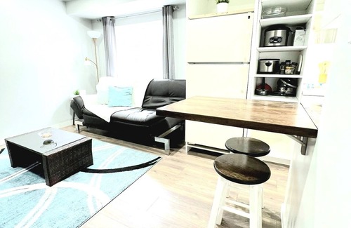 West Jordan House | Cozy Space - Bookings from one night onwards