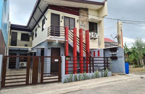 Pallocan Apartment | Cozy Space Near SM with Netflix and Fiber WiFi