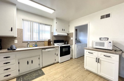 Northside House | Cozy Spacious 4B2B close to SJC airport and SAP