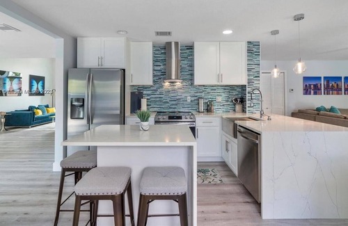 Richmond West House | Cozy, spacious and peaceful 4-bedroom, the perfect place to unwind and relax